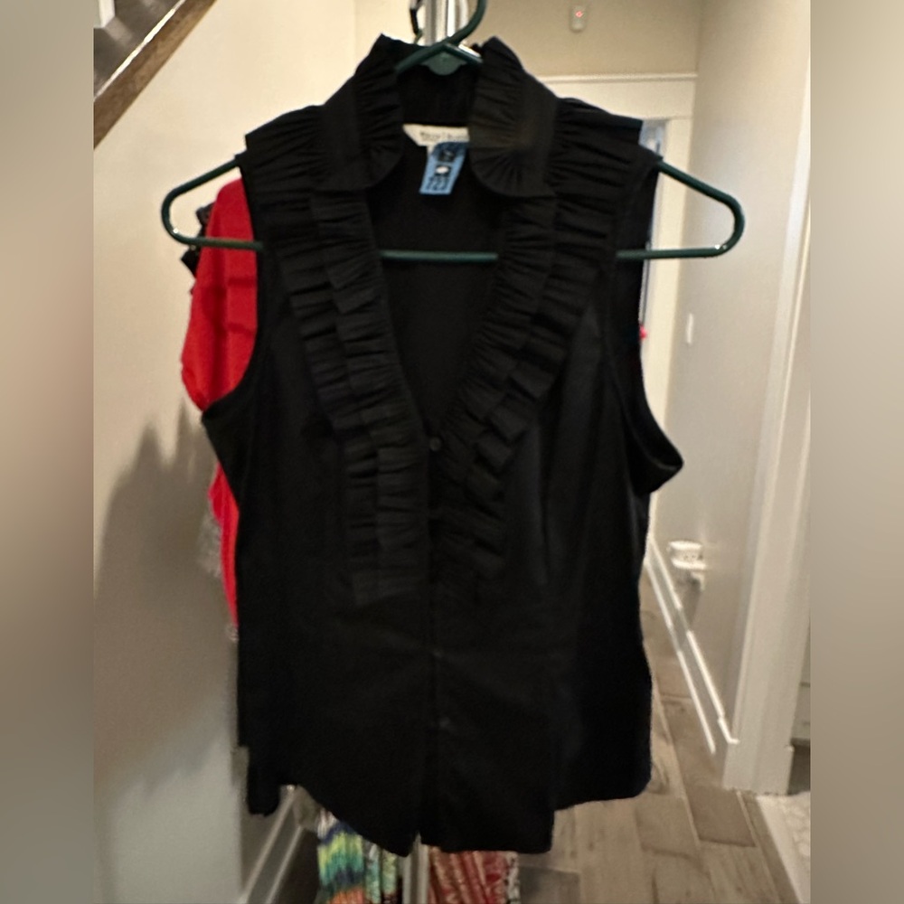 White House Black Market Black Sleeveless Ruffled Blouse